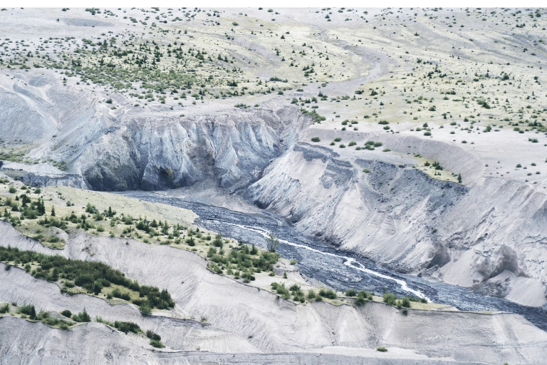 Stunning views of the crater and lava flows